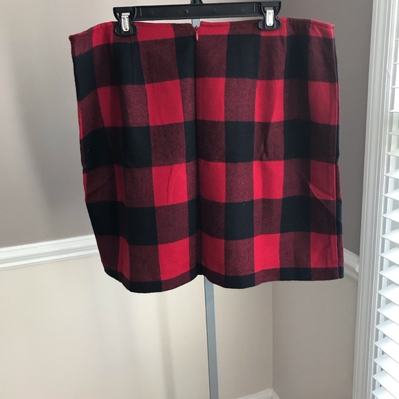 Buffalo plaid skirt red and black - Picture 2 of 7